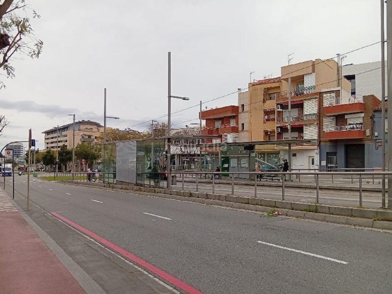 Foto ddeb6e12-92b7-427a-abb1-424c4cba192a. Pis a La Gavarra Cornellà de Llobregat