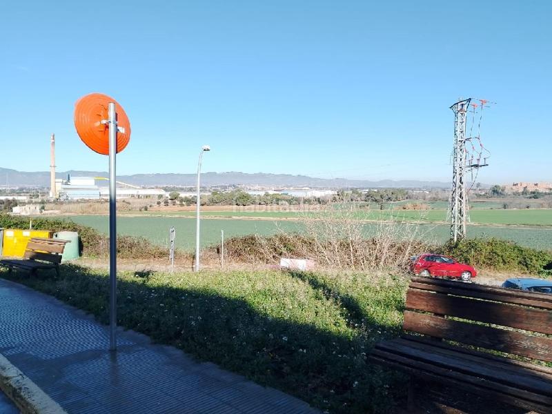 Foto f3edb5fc-9ad6-4d27-934b-0ff86796b794. Chalet avec parking dans Castellet i la Gornal