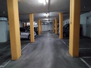 Aparcament cotxe a Los Ramos. Edificio atalaya centro fase i