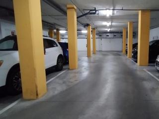 Parking voiture à Los Ramos. Edificio atalaya centro fase i