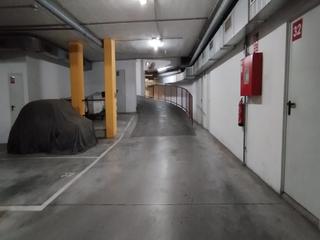 Aparcament cotxe a Los Ramos. Edificio atalaya centro fase i