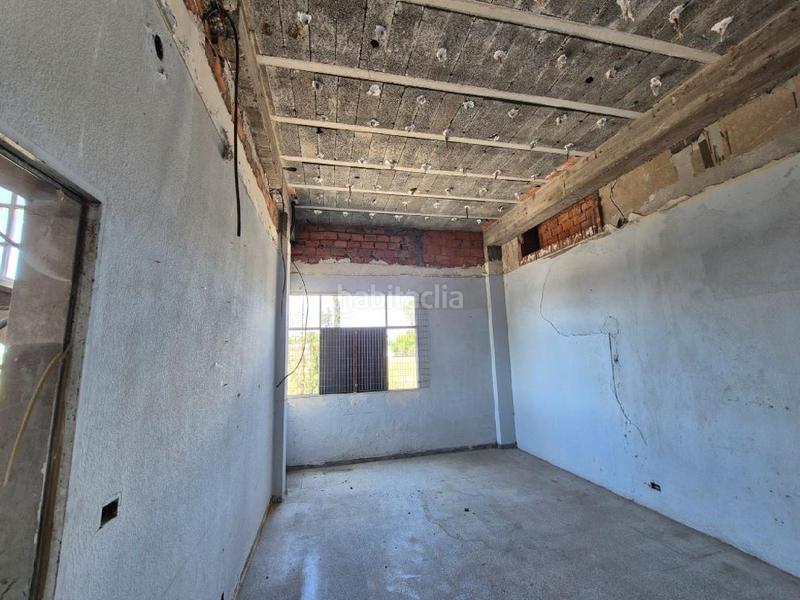 Foto bbea7504-4ca9-40d5-a18a-cbc449c0d2db. Fabrikhalle in Parque Goya Zaragoza