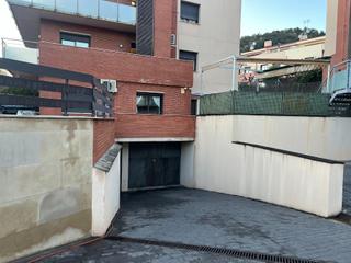 Autoparkplatz in Eixample - Can Bogunyà. Ronda cosidor 10
