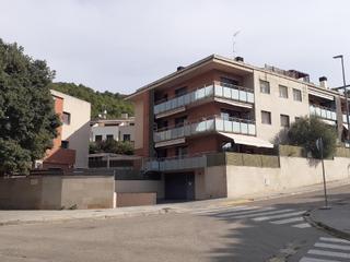 Aparcament cotxe a Eixample - Can Bogunyà. Ronda cosidor 10