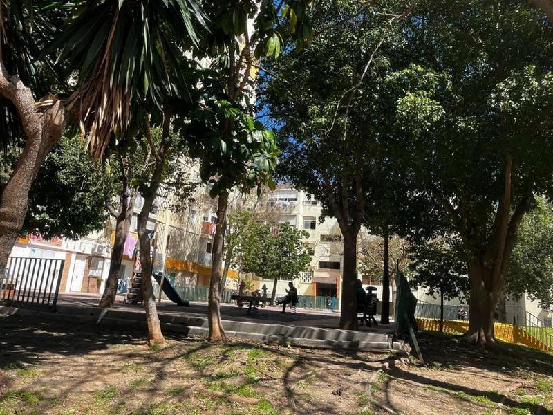 Foto 582a81f5-27a8-44e5-a328-0ec730741429. Piso cl deva 8 en Palma - Palmilla Málaga