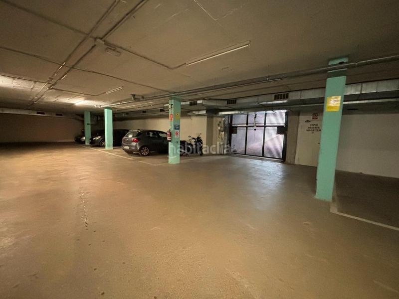 Foto ce2529a5-836a-4cb6-9db9-bd5760964f9d. Duplex avec parking piscine dans Can Llong Sabadell