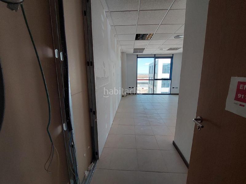 Foto 96c437b5-5224-4668-b50d-4da2a015aa68. Oficina amb aparcament a San Jerónimo - La Bachillera Sevilla