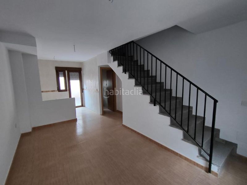 Foto 0170dd29-bf02-416f-be12-a24b6a0eceb4. Dúplex amb aparcament a Calahorra (La)