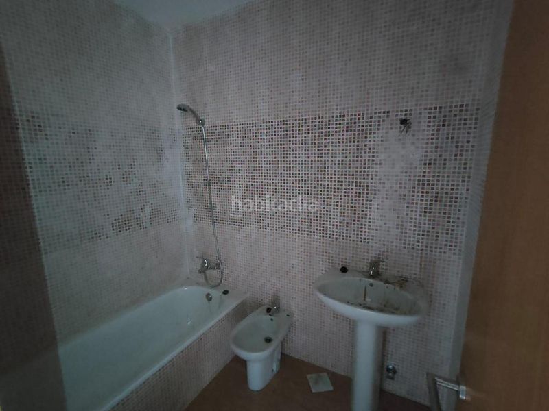 Foto 8664d017-13bb-46c1-9f06-d095719b4cdb. Dúplex amb aparcament a Calahorra (La)