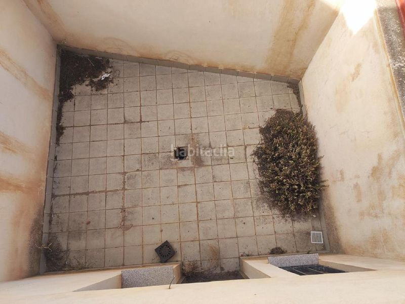 Foto b3f342b8-e8f8-44d8-a746-43b33f18ceb5. Dúplex amb aparcament a Calahorra (La)