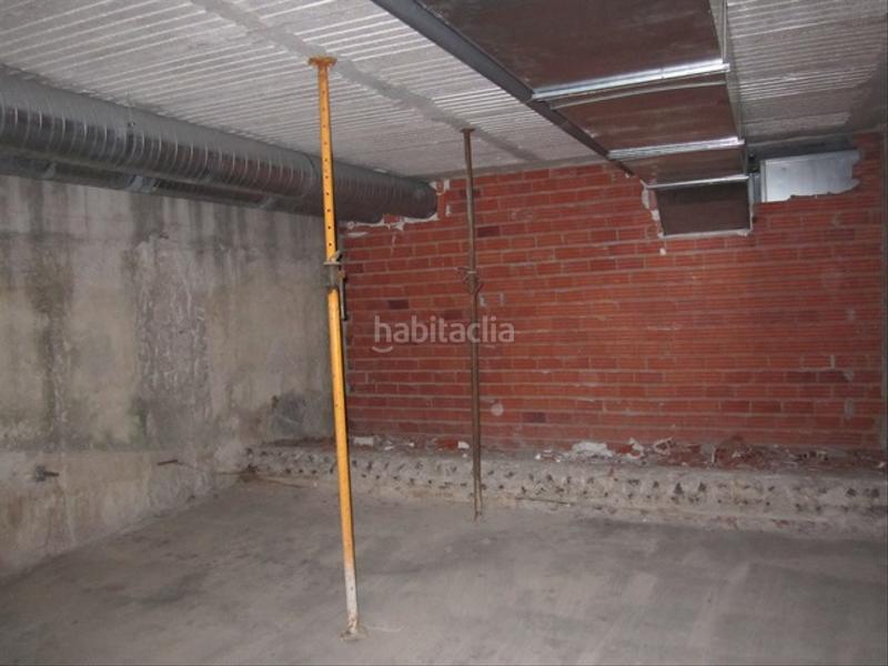 Foto a3f6a722-4a33-4e1d-b3b5-a8cb5ef61670. Geschäftsraum in Fene