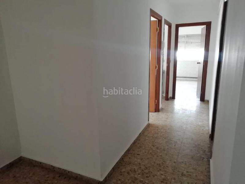 Foto 15367d7e-fd27-4c5a-a057-0a91a108ad34. Pis a Flores de Sil - La Placa Ponferrada