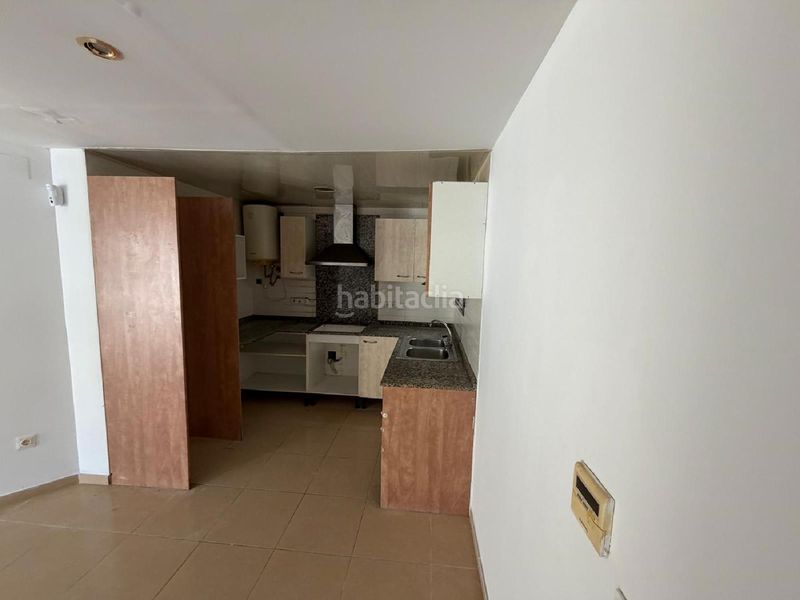 Foto af5ddecf-d045-423b-809e-7c2044ad6d1e. Pis amb aparcament a Calafell poble Calafell