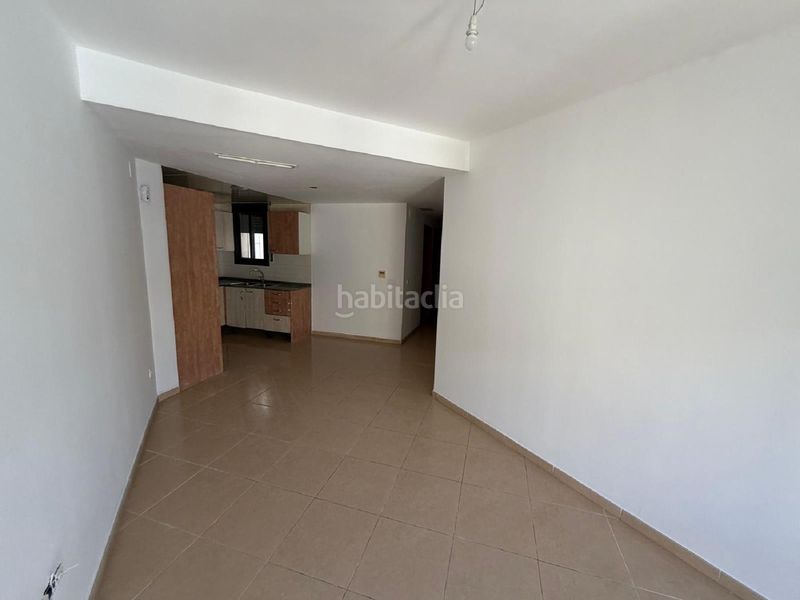 Foto e4c9a6cf-c804-4dc7-80d6-5bdd404232d6. Pis amb aparcament a Calafell poble Calafell