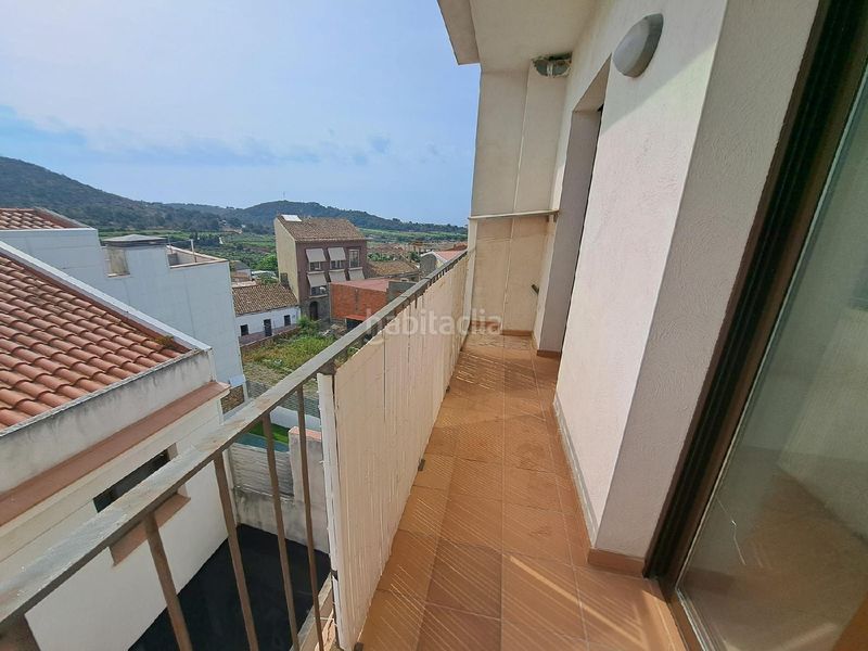 Foto 602d8ce2-3d25-40c4-9384-1a6ad505ff5d. Pis amb aparcament a Calafell poble Calafell