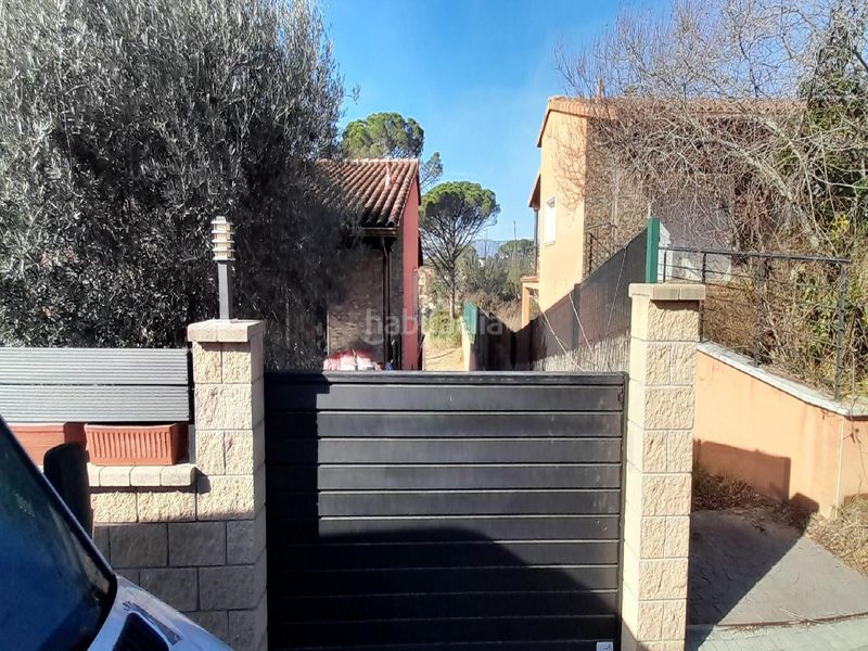 Foto c132ff6c-687e-4f24-997b-67f3137ba186. Casa amb aparcament a Sils