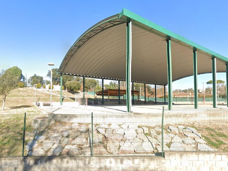 Foto c417f3a6-6a9a-408b-a890-07ba8c93c88c. Casa amb aparcament a Sils