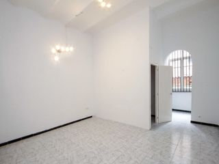 Pis a El Camp d´en Grassot i Gràcia Nova. Cl monistrol 32
