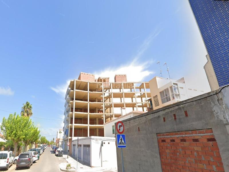 Foto f8eb5e37-f5ce-4cc7-a04c-e04fe0658350. Gebäude in Nules