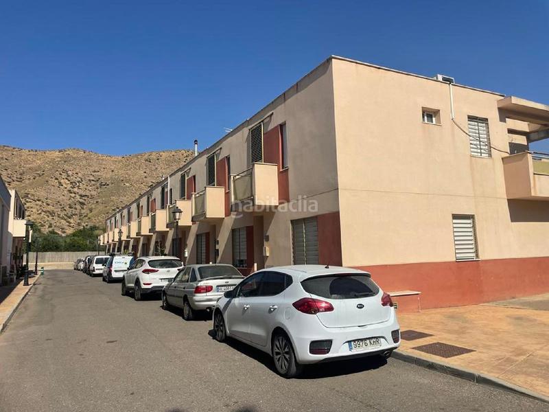Foto 355b7abb-8ec6-4471-a877-e862944f038f. Chalet en Alhabia