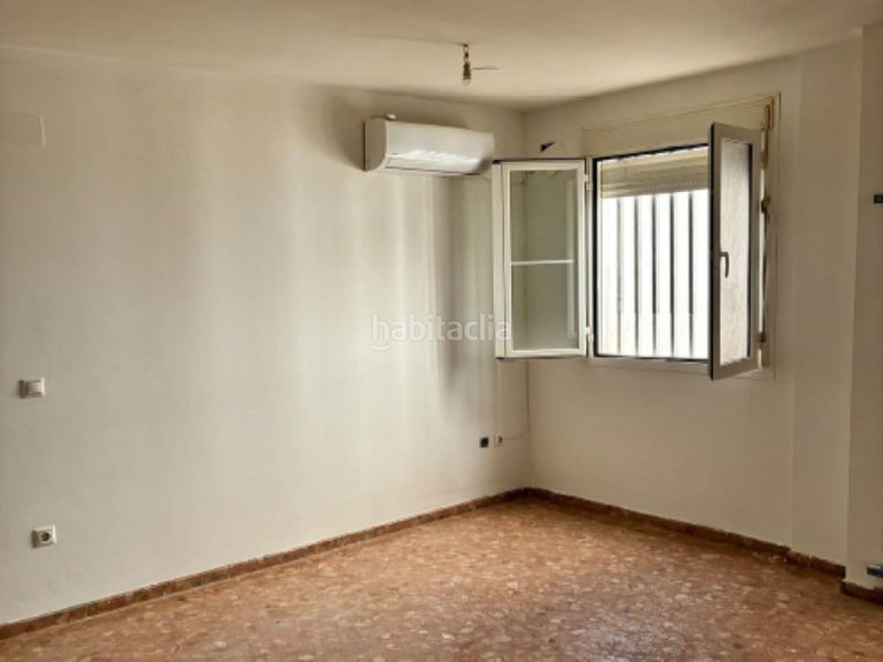 Foto 444ddc7d-7668-4728-8276-ee5adaa87619. Pis a Centro Lucena