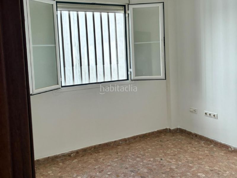 Foto b6f10727-c25b-45c1-85d5-5492b6e6ef92. Pis a Centro Lucena