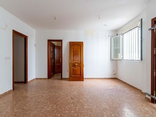 Etagenwohnung in Centro. Catalina marin 19