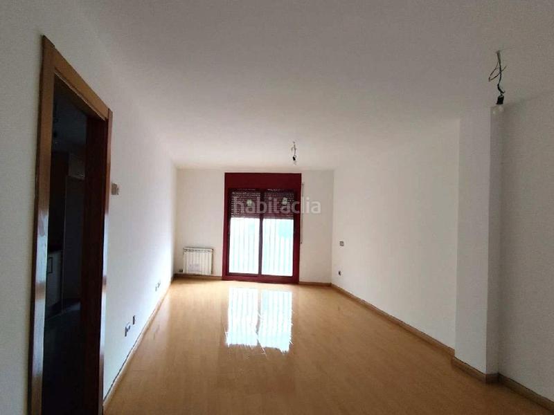 Foto 584b7065-0497-40eb-9e1b-582a7a4b004d. Haus mit parking in Balenyà