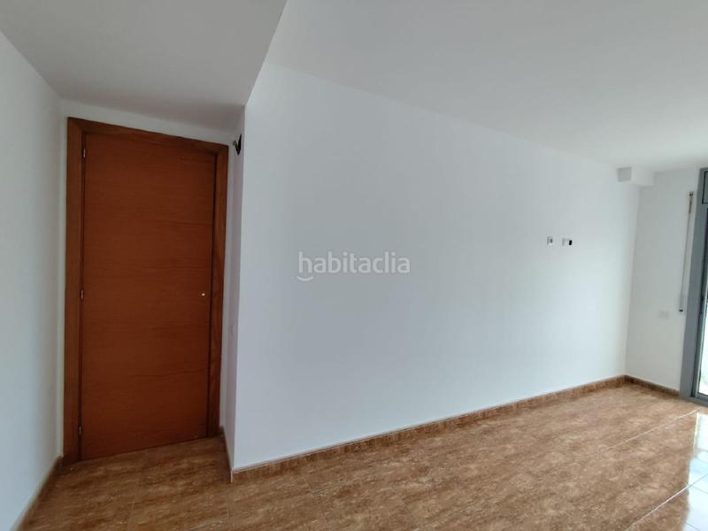 Foto 6a49aaf7-cfc9-4f11-826f-65e656b71bca. Piso montserrat sn en Hostalets de Pierola (Els)
