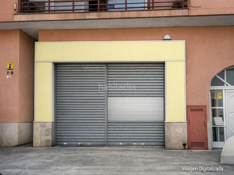 Foto 8b58322b-9ffc-4661-9cd6-4382ceba9bde. Local comercial a Centre Vendrell (El)