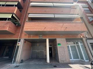 Aparcament cotxe a Centre. Cl major 92
