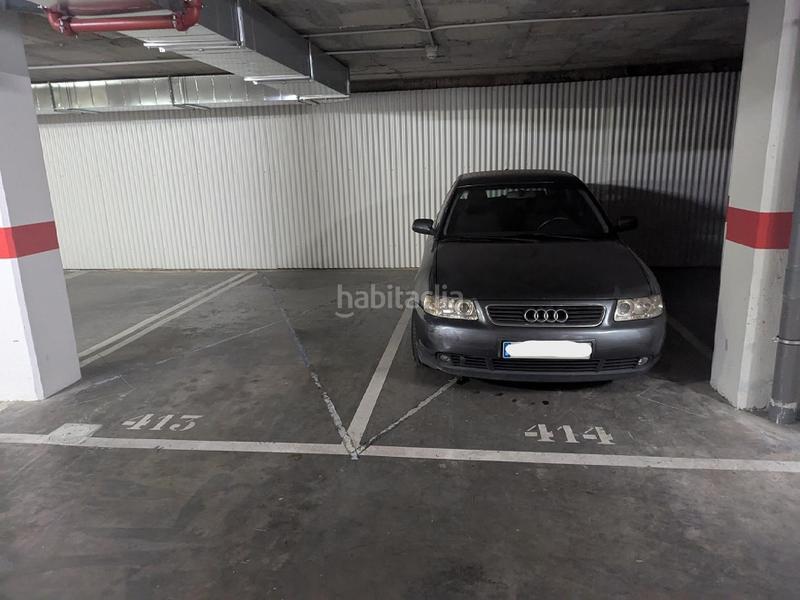 Foto f6bfe6c5-90c9-493c-845d-e87a2d852af8. Parking coche cl hispano aviacion 6 en Los Remedios Sevilla