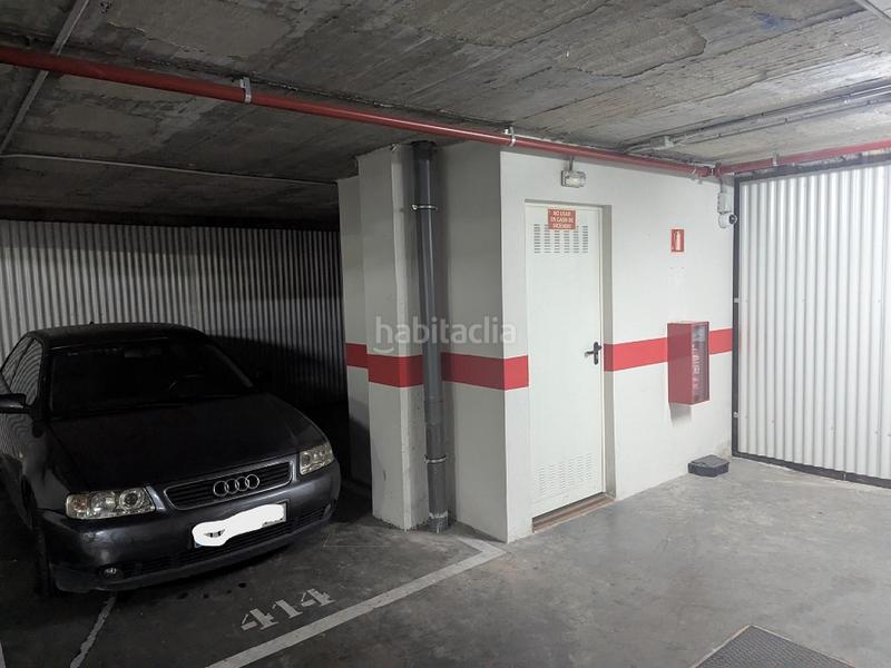 Foto a33cd103-70fc-4bb7-92f6-765838c522ab. Parking coche cl hispano aviacion 6 en Los Remedios Sevilla