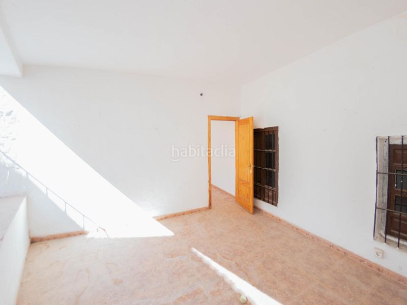 Foto 8701ccd0-5170-4b8d-a34a-38a6978a75aa. Pis a Albuñol