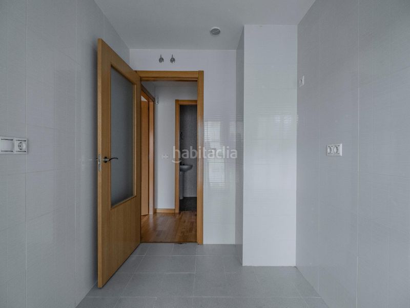 Foto cfdb02ba-b215-41d7-bbed-cb068d72ff61. Pis amb aparcament a Sónsoles Ávila