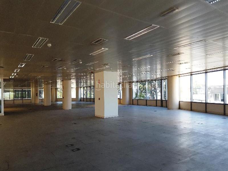 Foto db85cf50-1ec1-4ac7-be81-4c44349c5dbb. Oficina cl trespaderne 10 en Aeropuerto Madrid