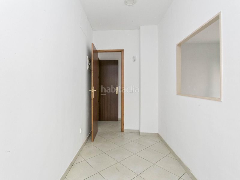 Foto f2d9a493-0092-4052-8729-826911195d50. Local comercial a Ponent - Set Camins Igualada