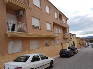 Aparcament cotxe a Balazote. Promo san agustin