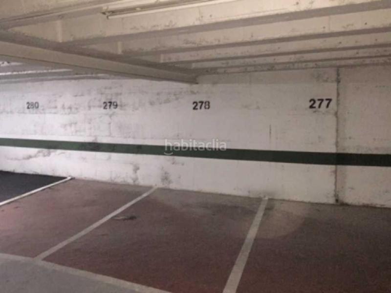 Foto eaa9ff47-2617-41bb-81e0-2884809bb401. Parking voiture dans Zona Avenida del Mar Castellón de la Plana