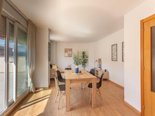 Appartement à Ensanche - Parque Santa Rosa. Calle calar del mundo