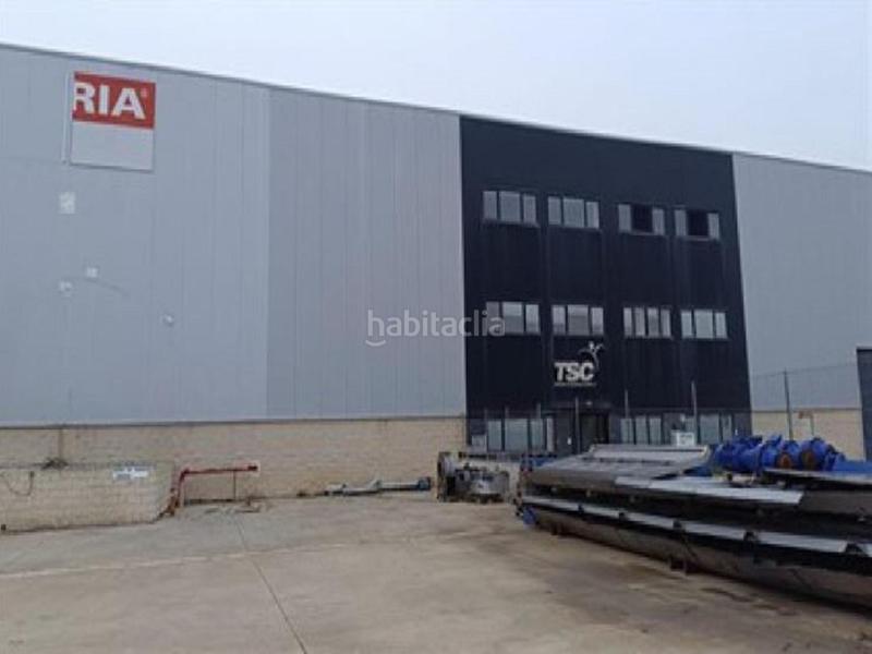 Foto a5b46d3e-bacf-4903-9e06-335f0fb3ec63. Fabrikhalle in Tarancón