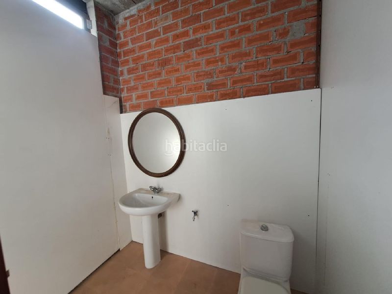 Foto 6fc7e294-fb57-4825-849d-74b149186ff2. Local comercial a Cambre