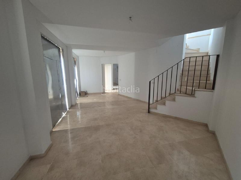 Foto cdcf2785-d7c8-40ea-ae7f-672529cb6048. Piso fabiola 1 en Guillena pueblo Guillena