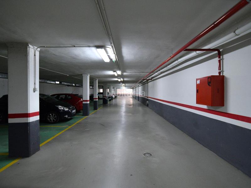 Foto 791a55a5-c852-4275-9ed0-4d3e090dd207. Aparcament cotxe a Chinchilla de Monte - Aragón