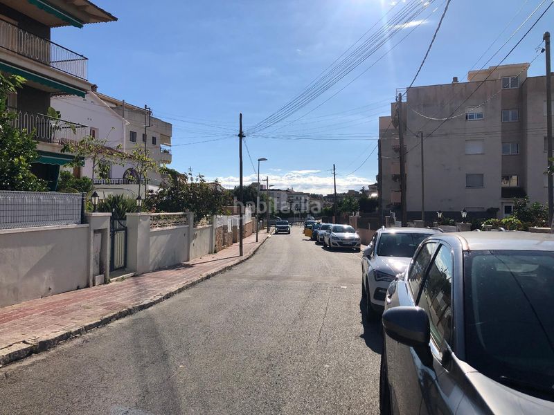 Foto 92929b8c-63ef-44c3-9fa2-76348269f680. Casa aparellada amb aparcament a Cunit residencial Cunit