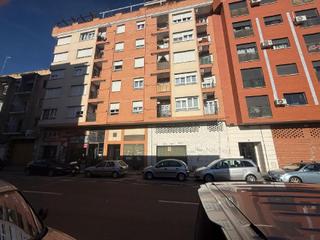 Etagenwohnung in Puerta de Cuartos-Avenida de Portugal. Calera 16