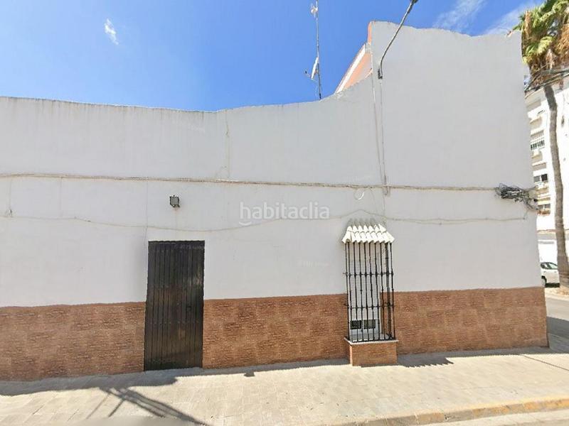 Foto 89fdc4be-4326-4026-85dc-d538169b58b5. Chalet in Centro Utrera