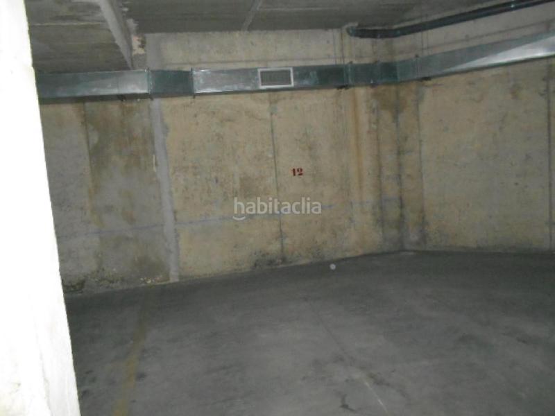 Foto 2c28f453-af22-4879-8e20-21c882595fe8. Aparcament cotxe a Sant Vicenç de Castellet