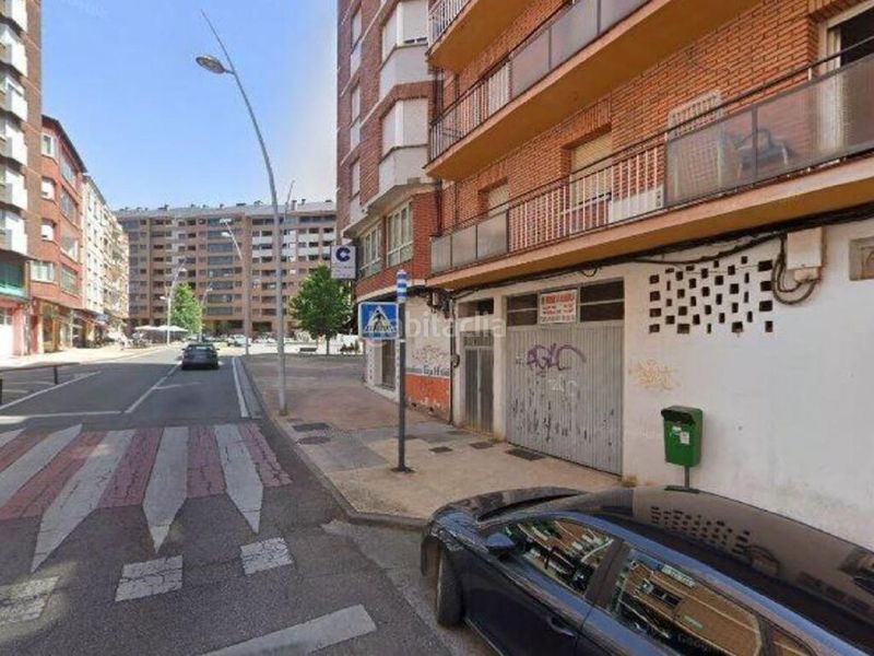 Foto 0258ae7d-778c-4ac8-879a-e7e54354f320. Pis a Centro Ponferrada