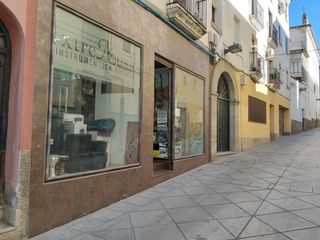 Business premise in Centro Ciudad. Trujillo 30